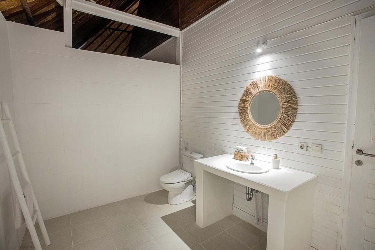 Stardust Villas Nusa Lembongan  Exterior photo