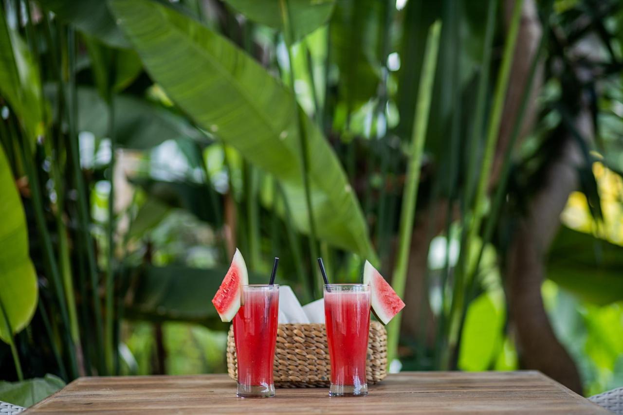 Stardust Villas Nusa Lembongan  Exterior photo